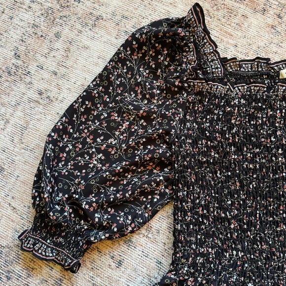 {Max Studio} Floral Peplum Top - Picture 2 of 4